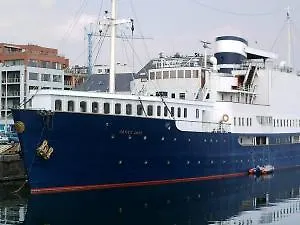3* ホテル Floatel Diamond Princess